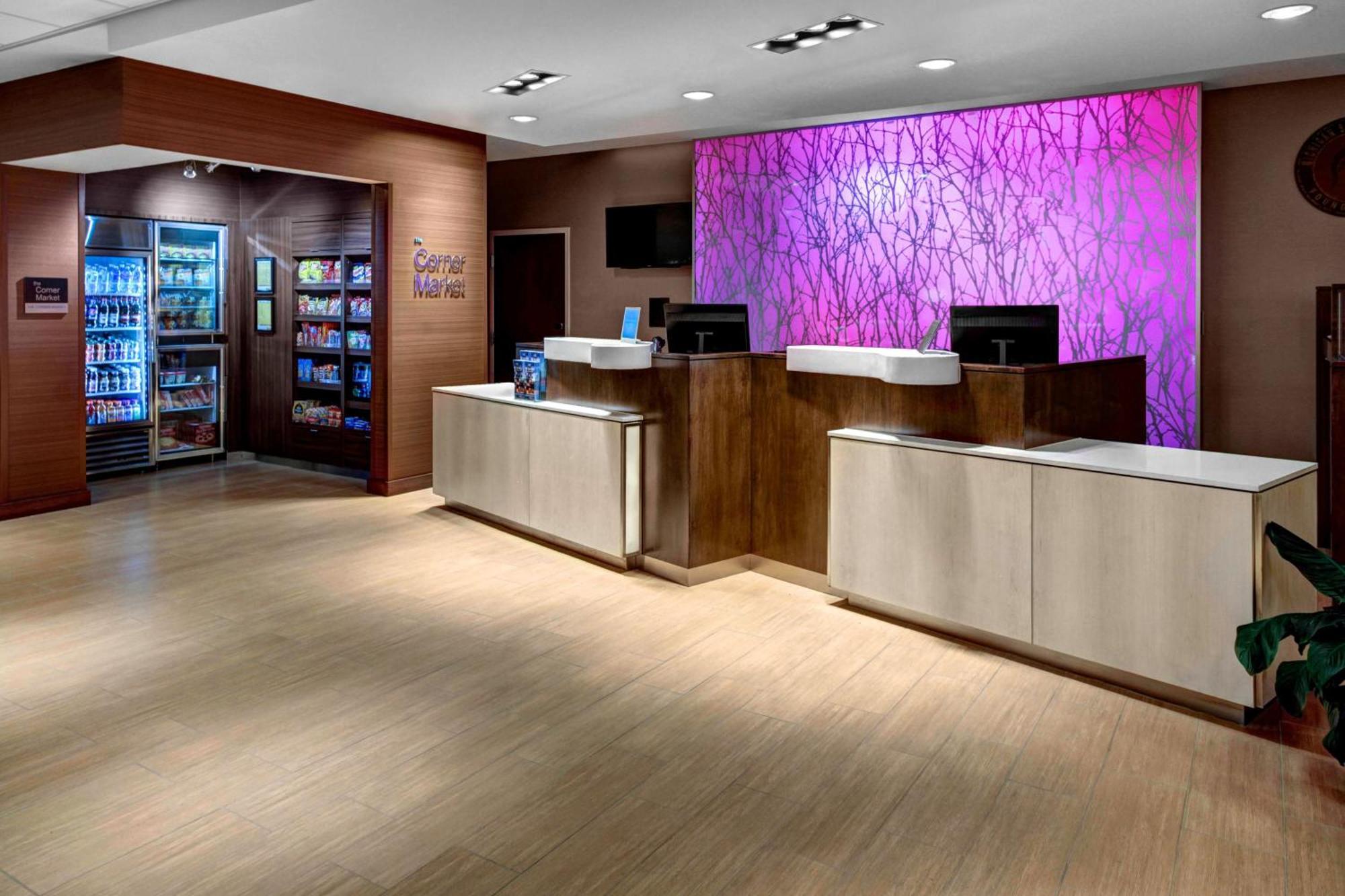 Fairfield Inn & Suites By Marriott Lansing At Eastwood Exterior photo